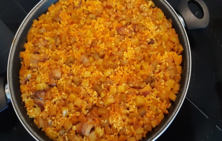 Receta de Arroz Seco con Calabacín, Berenjena y Cerdo